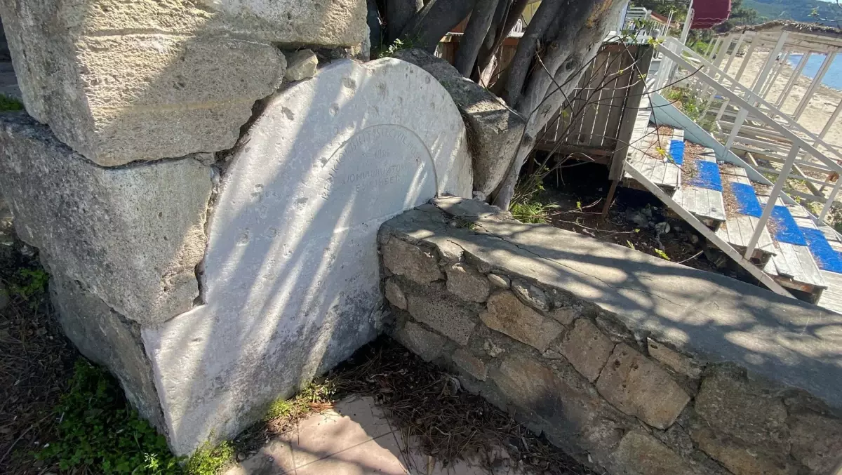 Tarihi Prefabrik Hastane Çeşme Taşı Koruma Altına Alınmalı