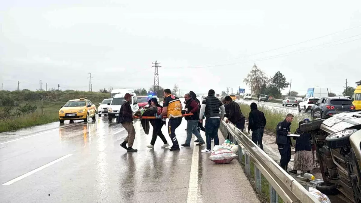 Tokat'ta İki Araç Çarpıştı: 5 Yaralı