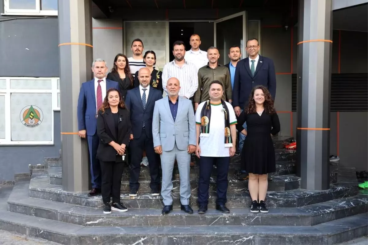 Alanyaspor ve ALKÜ Arasında Sporcu Performansı İçin İş Birliği Protokolü İmzalandı