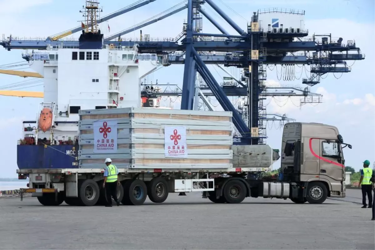 Çin'den Myanmar'a Acil İnsani Yardım Gönderildi