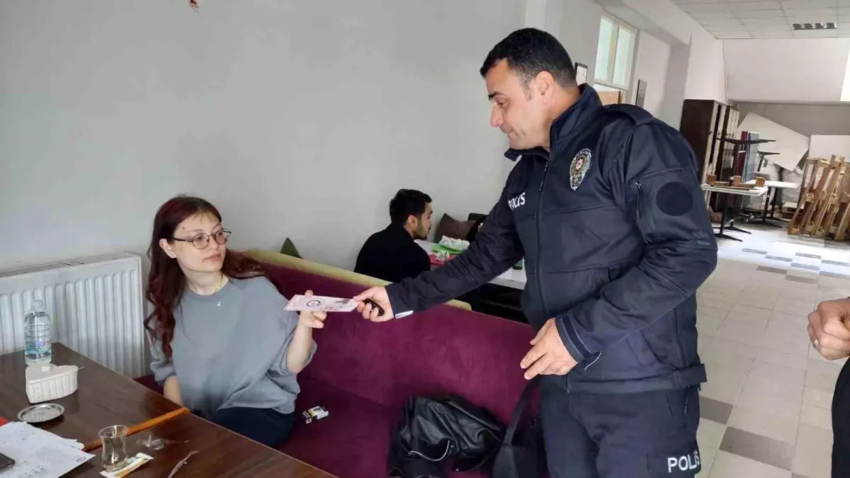 KADES Uygulaması, Karacasu'da Üniversite Öğrencilerine Tanıtıldı