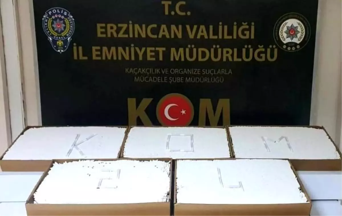 Erzincan'da 25 Bin Kaçak Dolu Makaron Ele Geçirildi