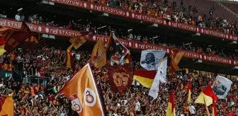 Galatasaray'da şok sakatlık! Takımın bel kemiği maça devam edemedi
