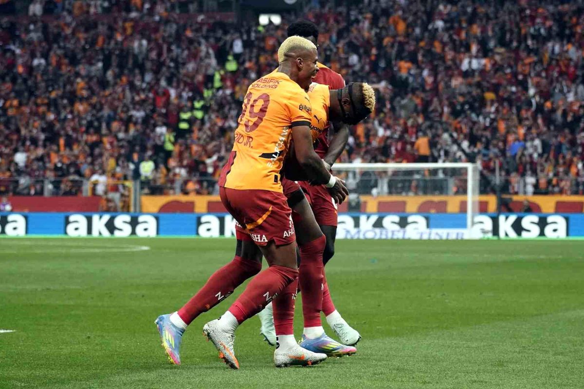 Galatasaray Son 3 Maçında 14 Gol Attı
