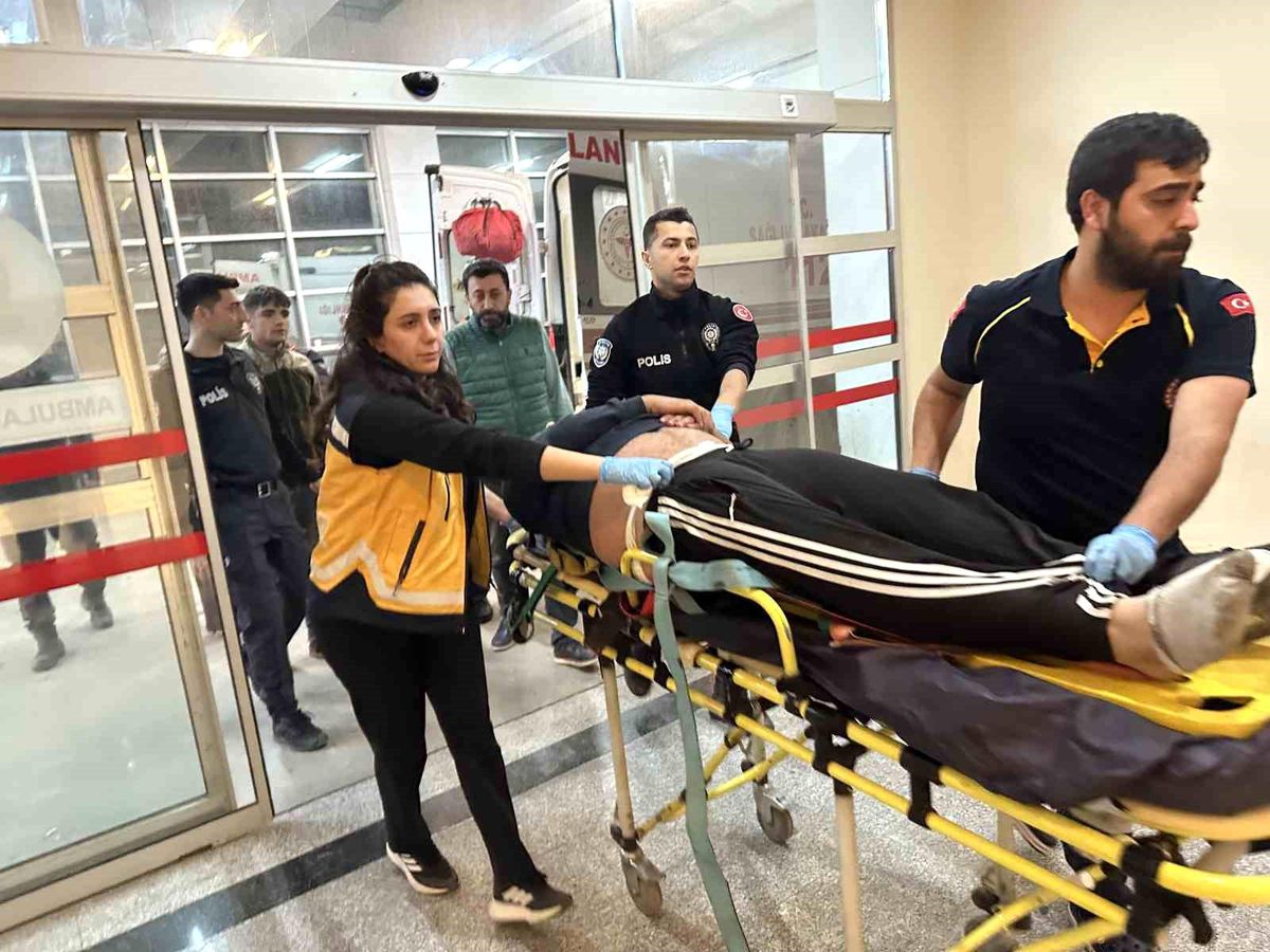 Adıyaman'da Feci Kaza: 1'i Ağır, 3 Yaralı