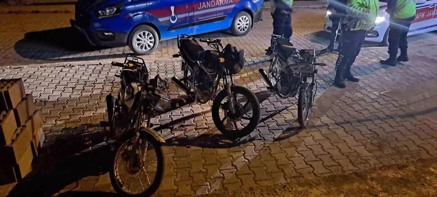 Kaman'da Gürültü Kirliliği Yapan Motosiklet Sürücülerine 83 Bin Lira Ceza