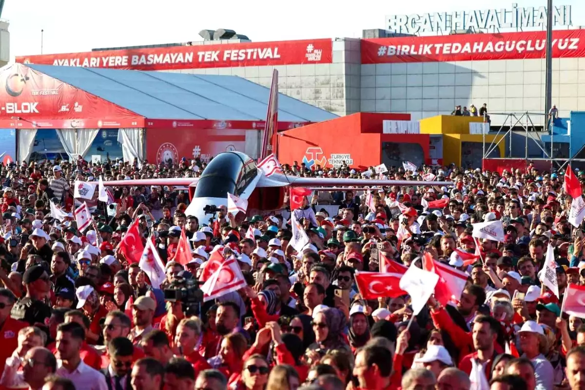 TBMM Başkanı Kurtulmuş, TEKNOFEST KKTC'de Gençlerle Buluştu