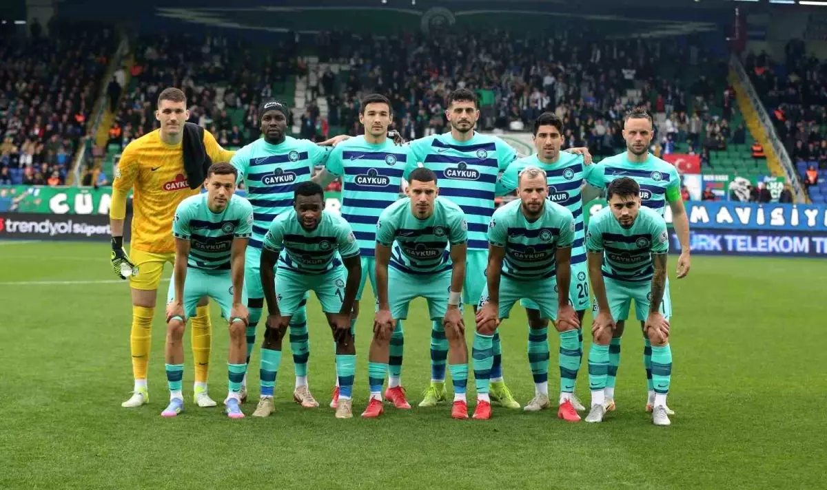 Trendyol Süper Lig'de Gollü İlk Yarısız Rize-Gaziantep Maçı