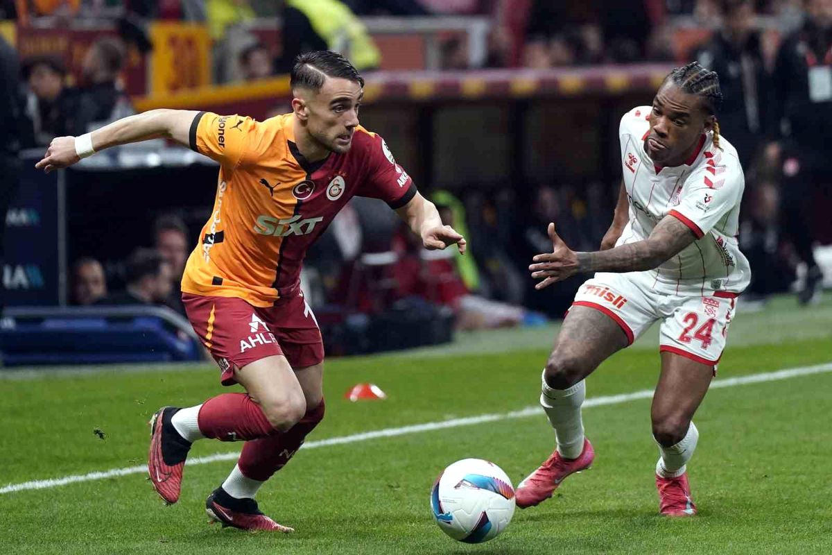 Galatasaray, Sivasspor'u Farklı Geçti