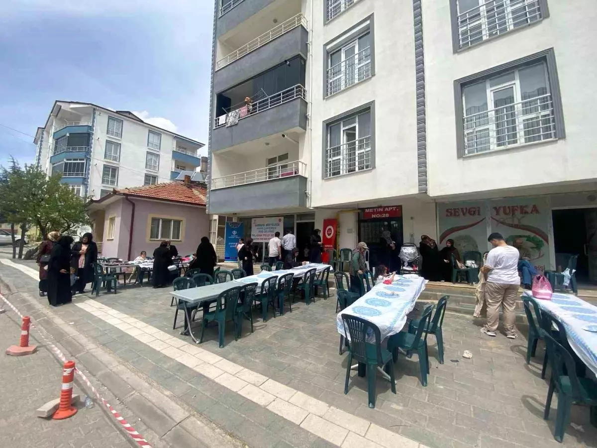 Yozgat'ta Kudüs ve Filistin İçin Hayır Çarşısı Kuruldu