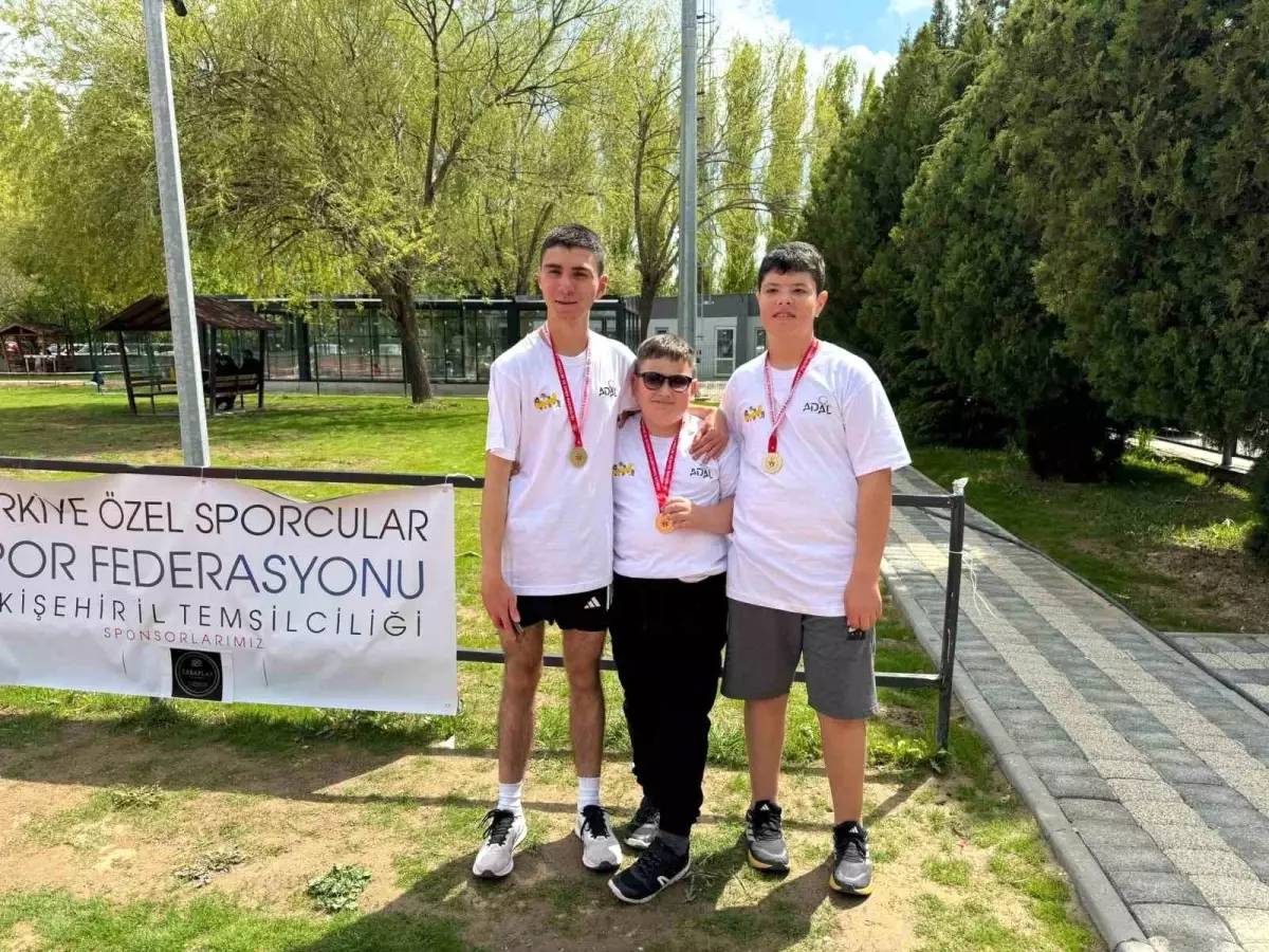 Eskişehirli Özel Sporcular Atletizm Yarışmalarında 5 Altın Madalya Kazandı