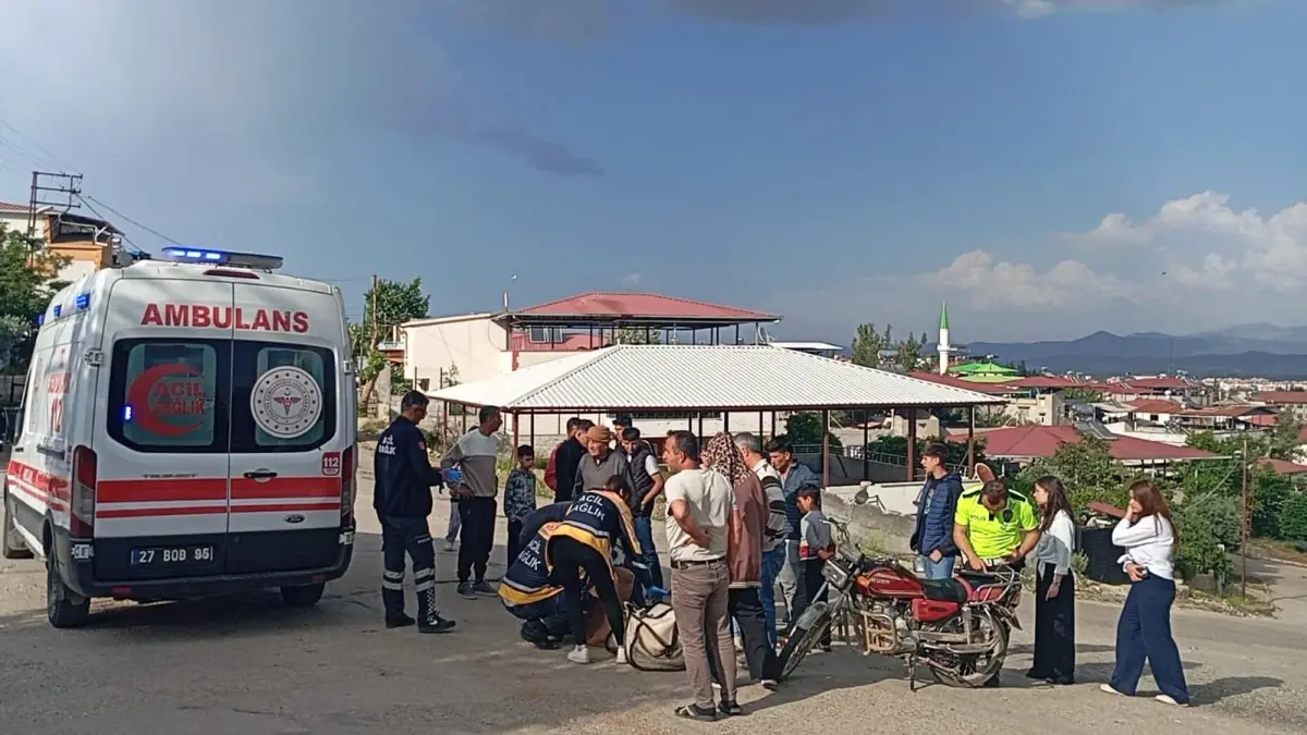 Gaziantep'te Motosiklet Kazası: 74 Yaşındaki Sürücü Yaralandı