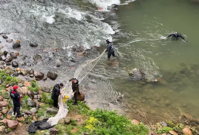 Mysterious deaths! Their lifeless bodies were found a day apart