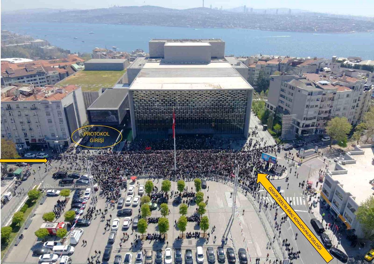 İstanbul Valiliği'nden Özgür Özel'in Otopark Girişiyle İlgili Açıklama