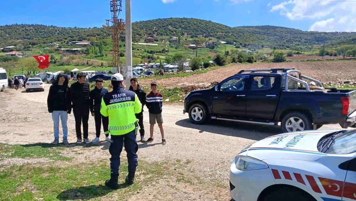 Buharkent'te Trafik Haftası Etkinliği