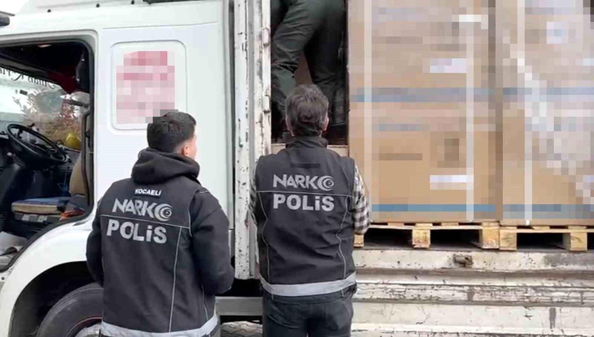 Kocaeli'de Klimayla Uyuşturucu Sevkiyatı Engellendi