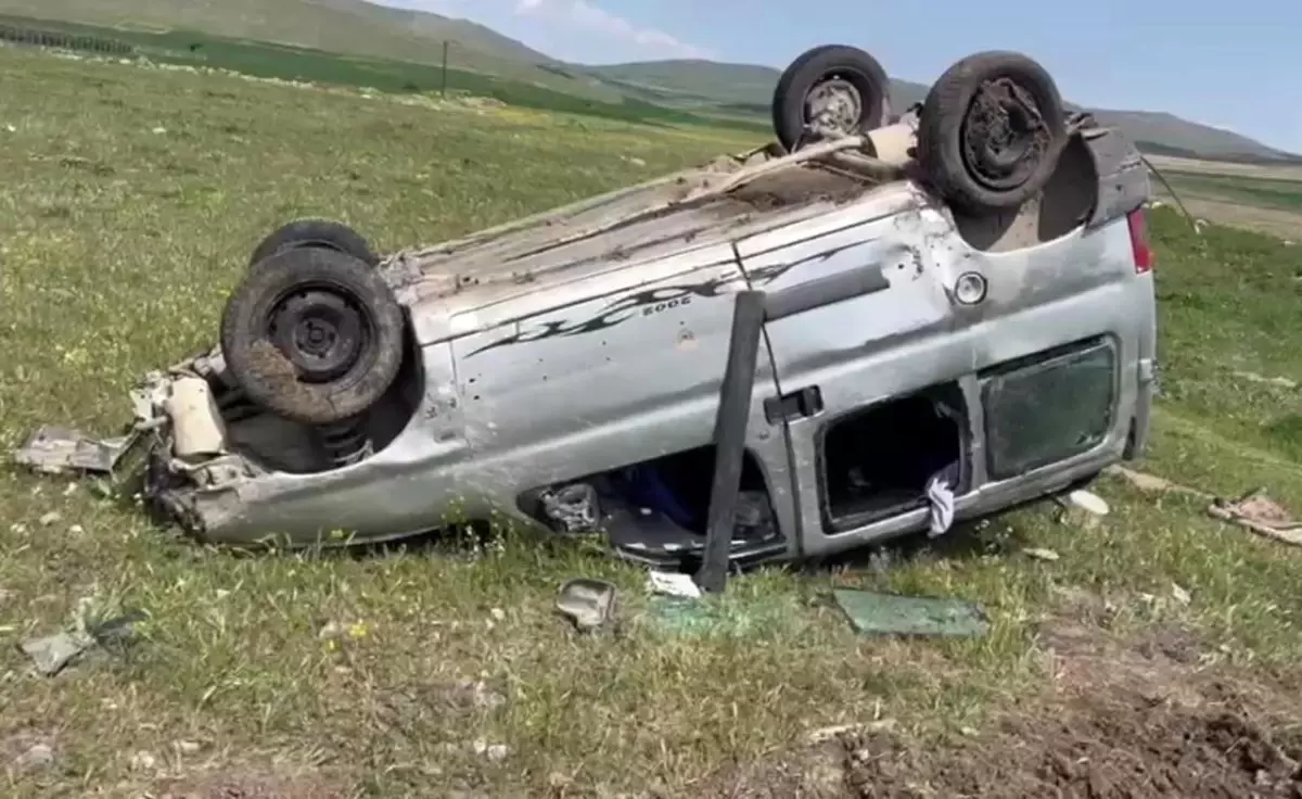 Konya'da Takla Atan Araçta 2 Kişi Yaralandı