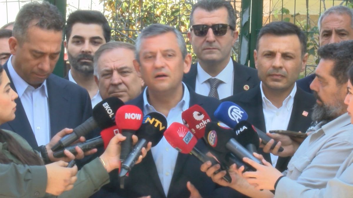 Özgür Özel: Bu saldırıyı siyaset kurumuna yapılmış bir saldırı olarak görüyorum - 1