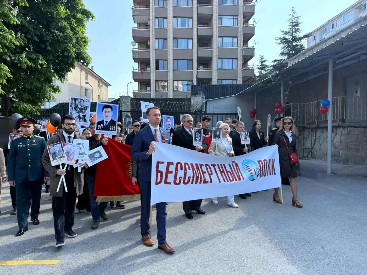 Rusya'nın Zafer Günü Kutlaması Ankara'da Gerçekleşti