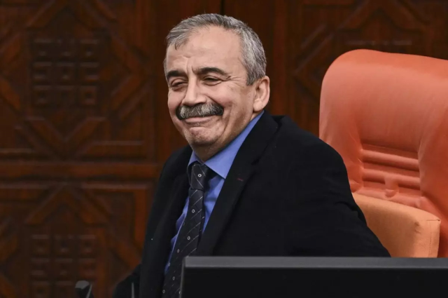 Sırrı Süreyya Önder is being sent off on his last journey! Here are the details of the funeral program