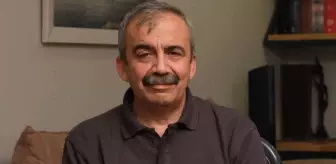 Sırrı Süreyya Önder, vasiyetini bir cenaze töreninde açıklamış