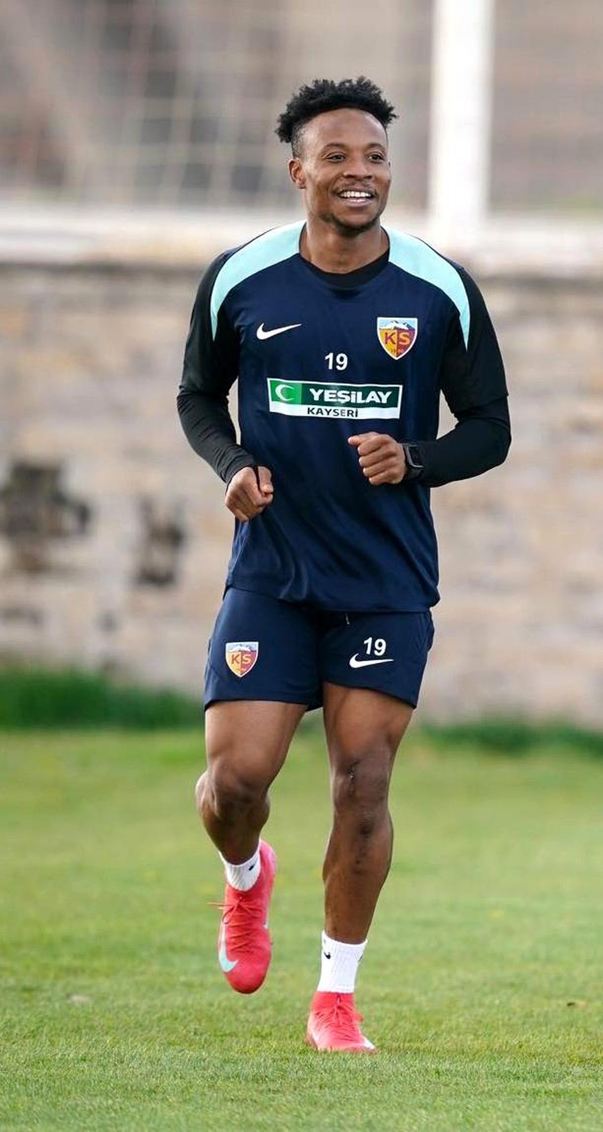 Kayserispor'un Uzodimma'sı Sakatlıktan Dönerek Forma Giydi