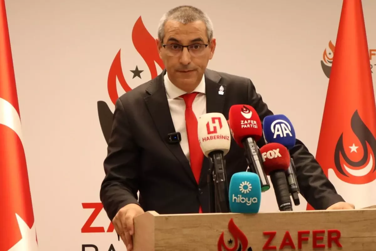 Zafer Partili Batur'dan tartışma yaratacak Sırrı Süreyya Önder mesajı