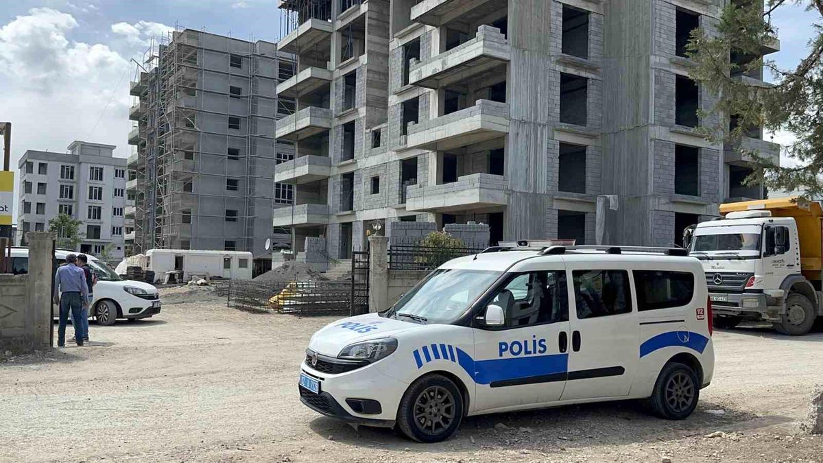 Adıyaman'da İnşaat İşçisi 6. Kattan Düşerek Hayatını Kaybetti