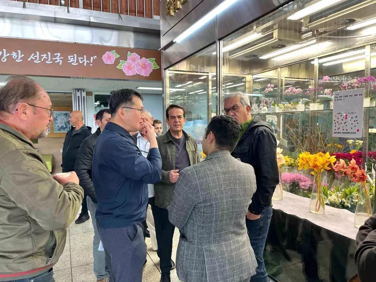 Antalya Ticaret Borsası, Japonya ve Kore'de Kesme Çiçek Sektörü Temasları Gerçekleştirdi