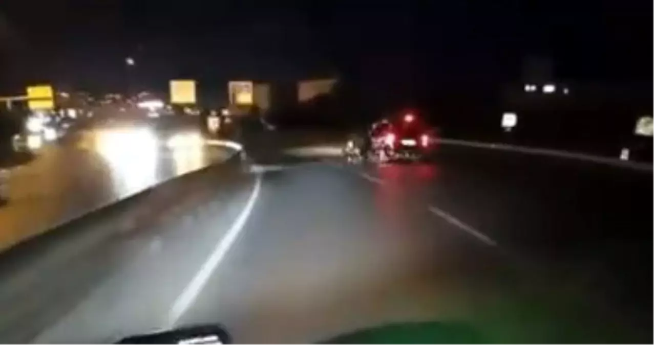Avcılar'da Motosiklet Kazası: Kontrolsüz Araç Motosiklete Çarptı