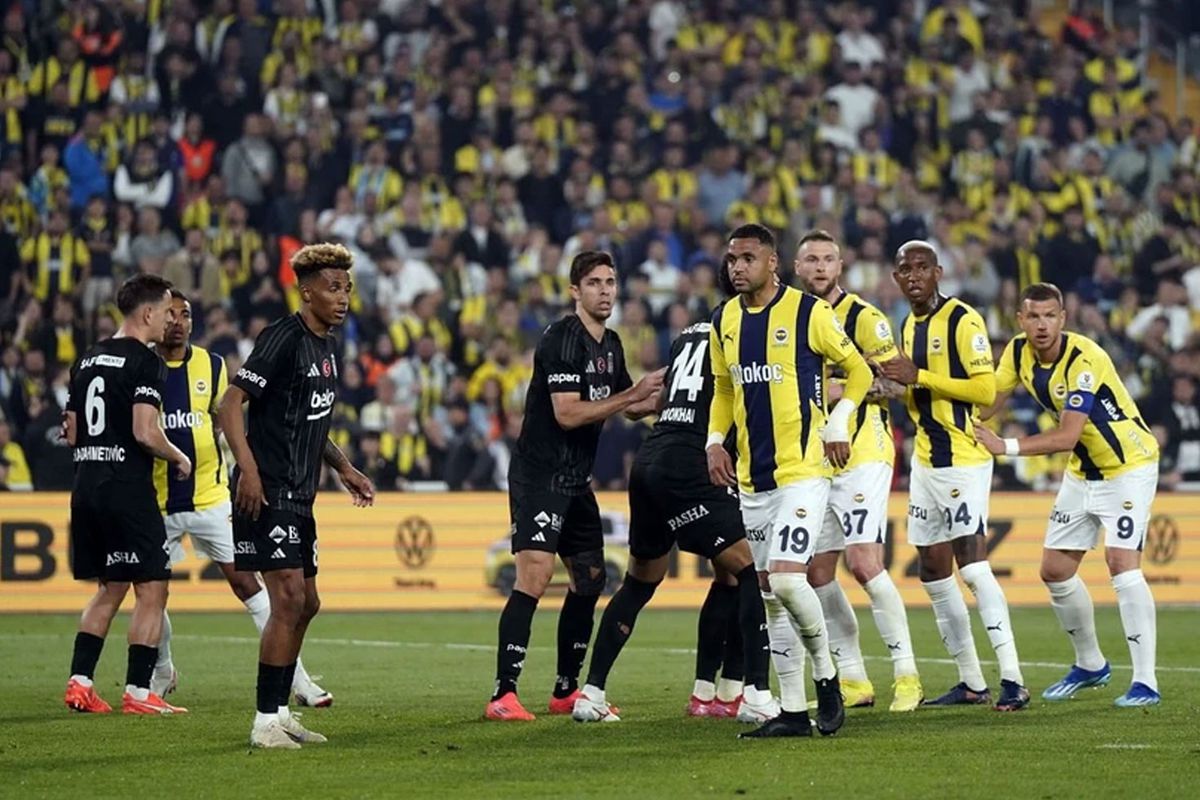 Beşiktaş'tan Fenerbahçe galibiyeti sonrası bomba paylaşımlar