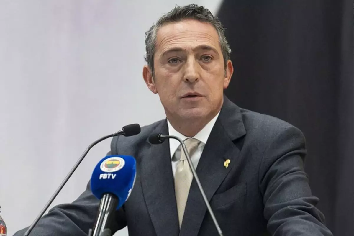 Fenerbahçe'de Ali Koç, canlı yayında taraftarlarına seslenecek