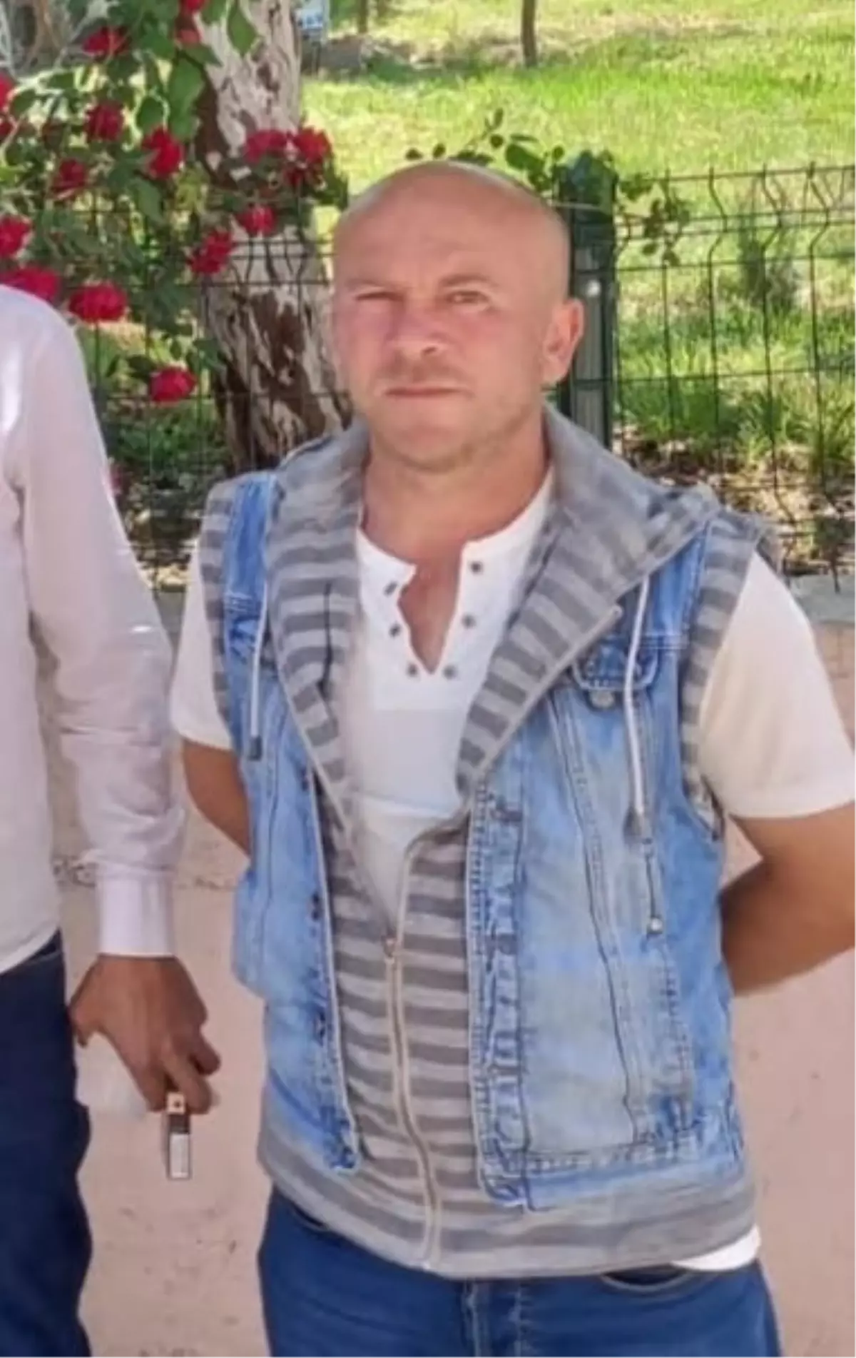 Kamyondaki Tomrukların Altında Kalan İşçi Hayatını Kaybetti