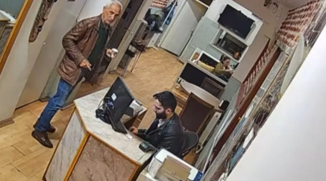 المهاجم كان يتبع أوزيل خطوة بخطوة