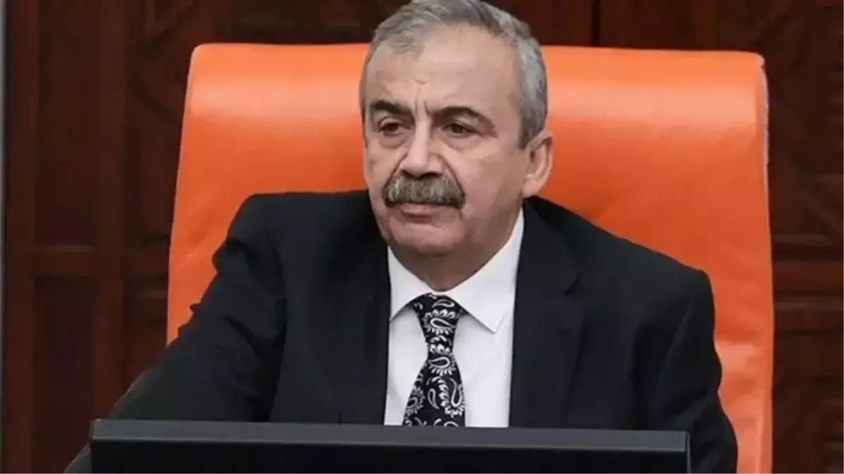 Sırrı Süreyya Önder'in Adı Diyarbakır'da Bir Caddeye Verildi
