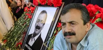 Sırrı Süreyya Önder'in 'Kürt müsünüz?' sorusuna yanıtı yeniden gündem oldu