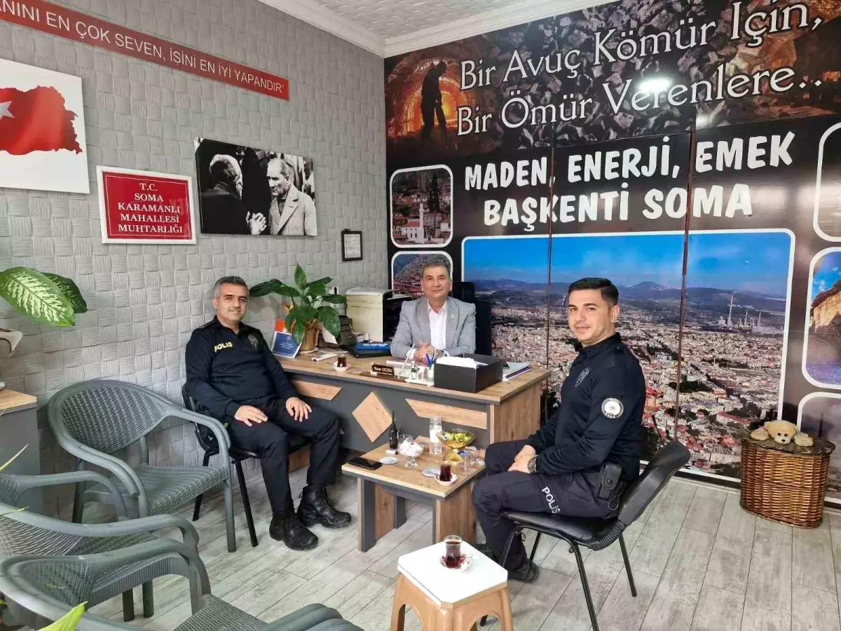 Soma'da Emniyet Müdürü Muhtarlarla İstişarede Bulundu
