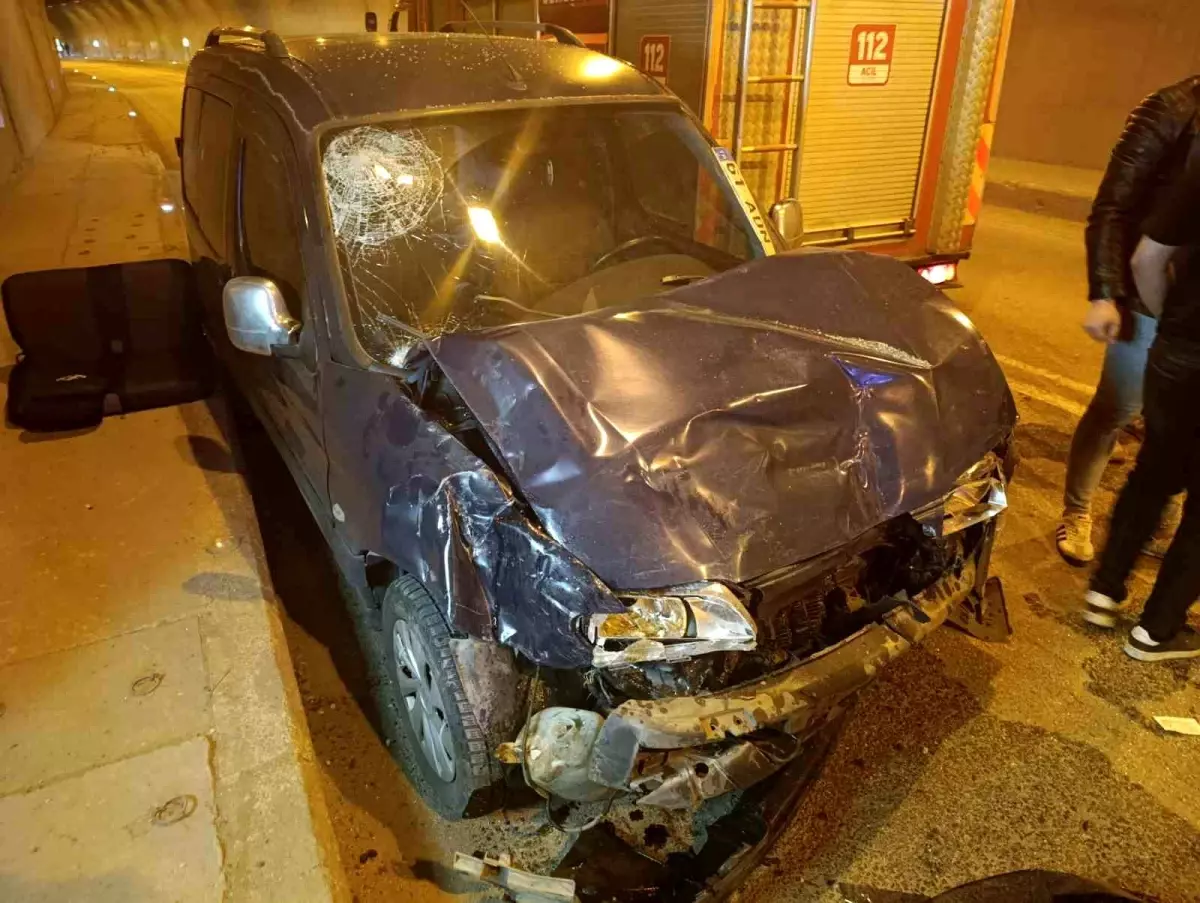 Gümüşhane'de Tünelde Kaza: 5 Yaralı, Sürücü Kaçtı