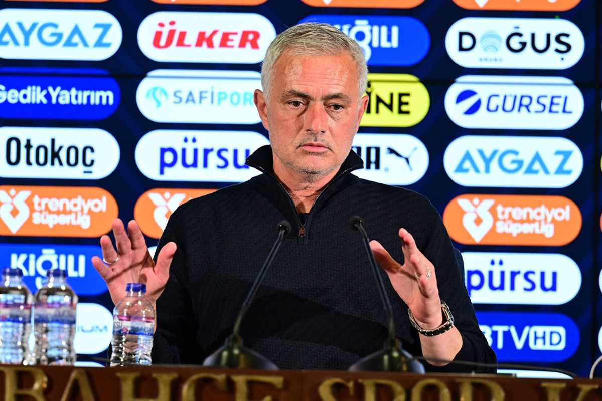 Mourinho'nun maç sonu açıklamaları ünlü yorumcuyu çıldırttı: Hadi lan oradan