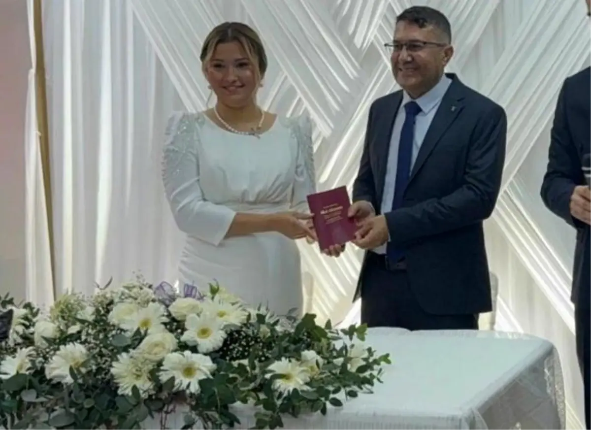 Depremzede Öğretmenler Ortak Acılarıyla Evlilik Yolunda