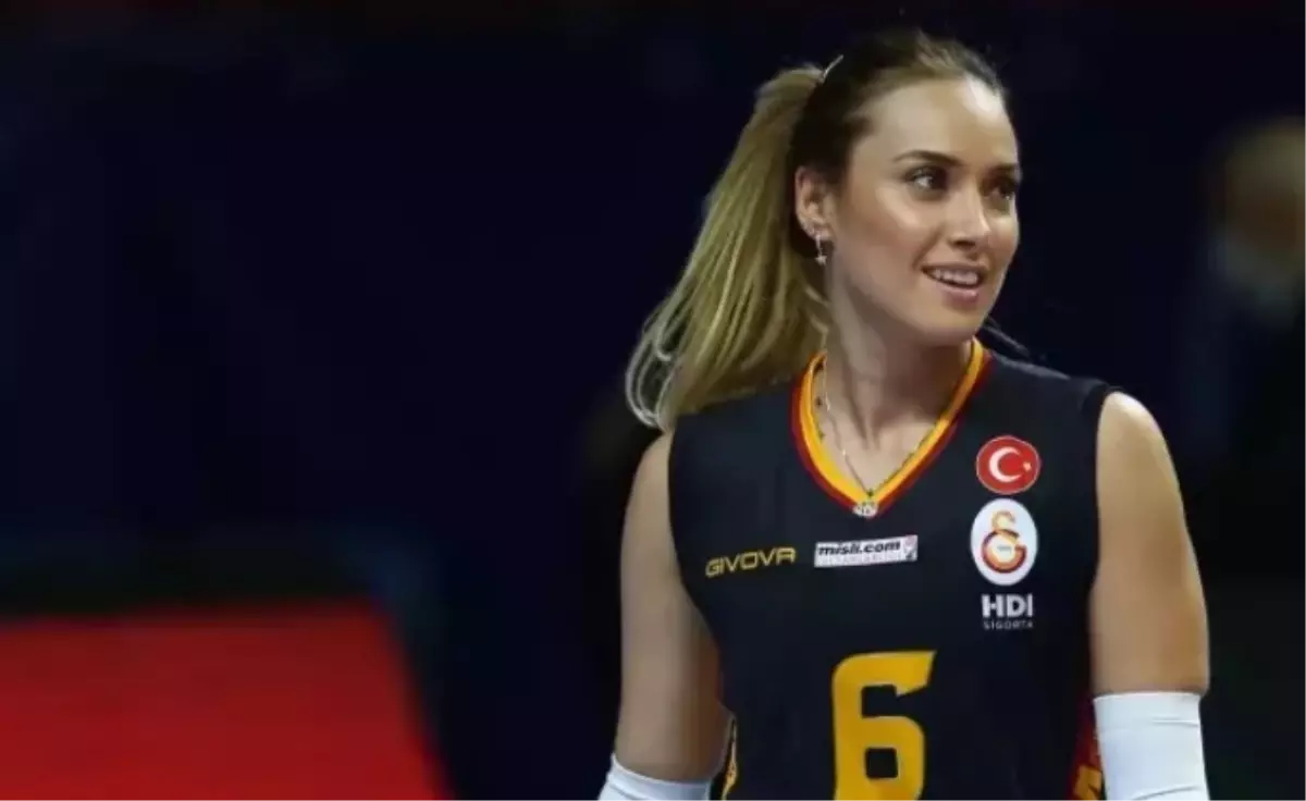 Derya Çayırgan hangi takımlarda oynadı?