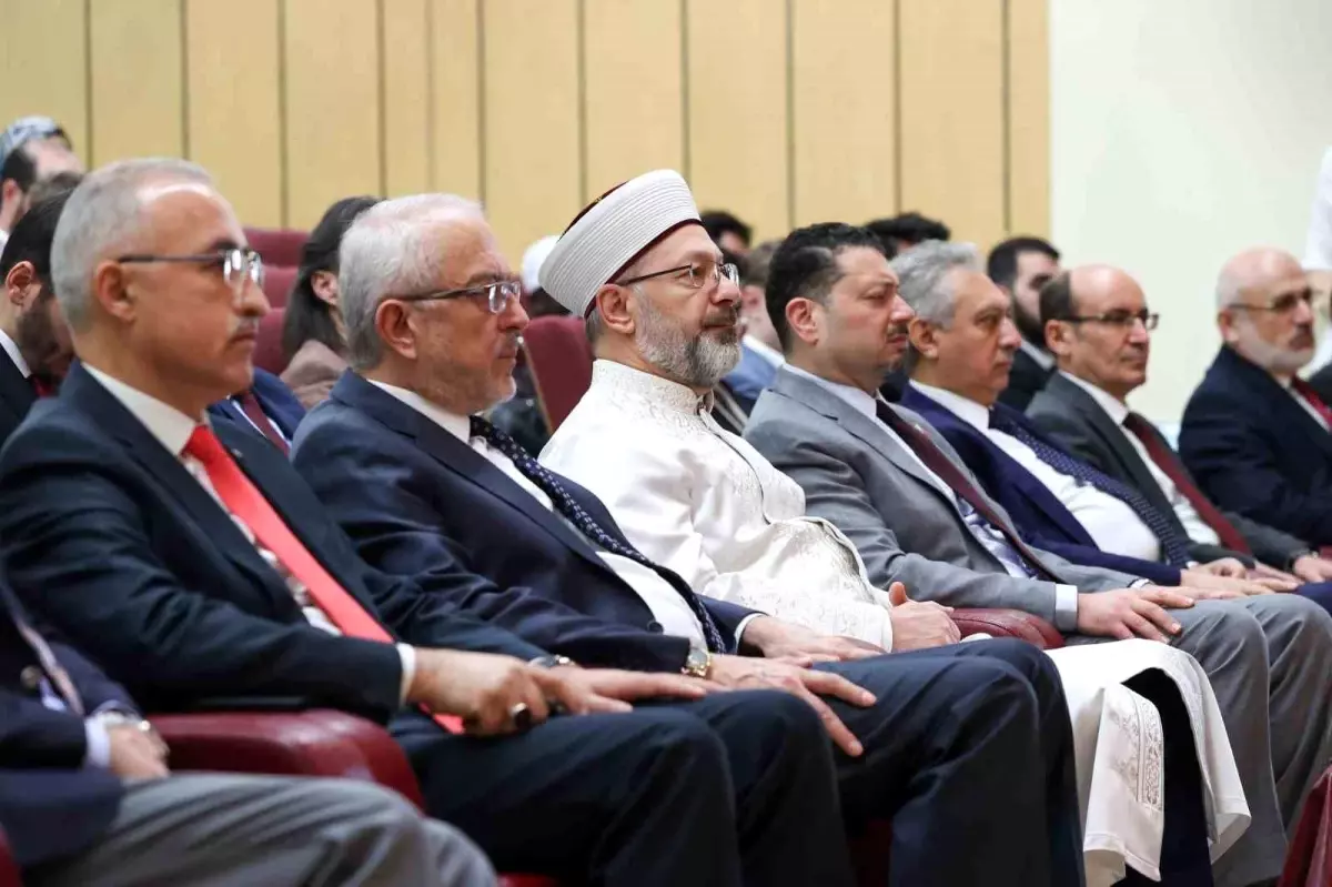 Kur'an-ı Kerim'i Güzel Okuma Yarışması'nda Diyanet Başkanı Ali Erbaş Açıklamalarda Bulundu