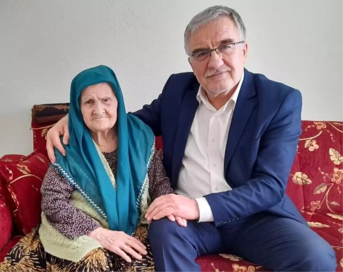 Gazeteci Ramazan Karaca'nın Annesi Mürvet Karaca Vefat Etti