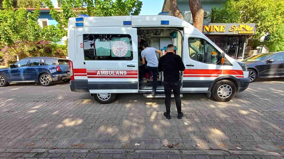 Aydın'da Genç Kadın Kesici Aletle Kendine Zarar Verdi