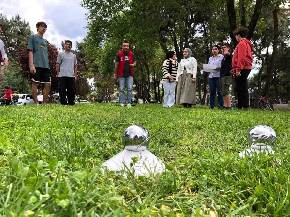 Muğla'da Gençler Bocce Sporu ile Tanışıyor