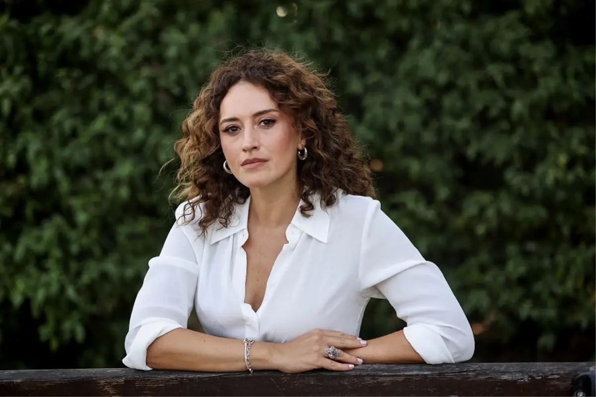 Esra Kızıldoğan'ın Yeni Filmi 'Sıcak Büfe' Görücüye Çıkıyor