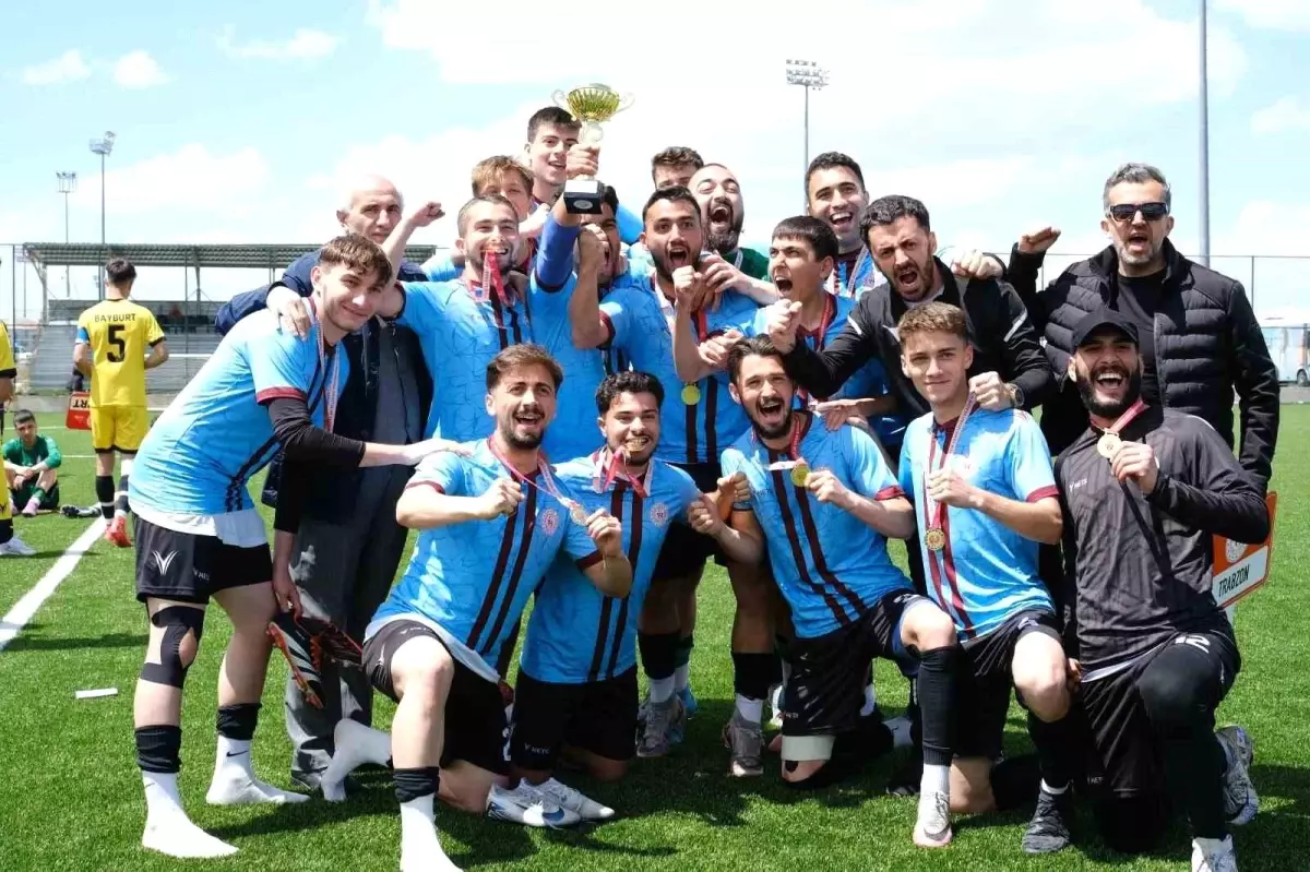 Trabzon, YURTLİG Futbol Bölge Finallerinde Şampiyon Oldu