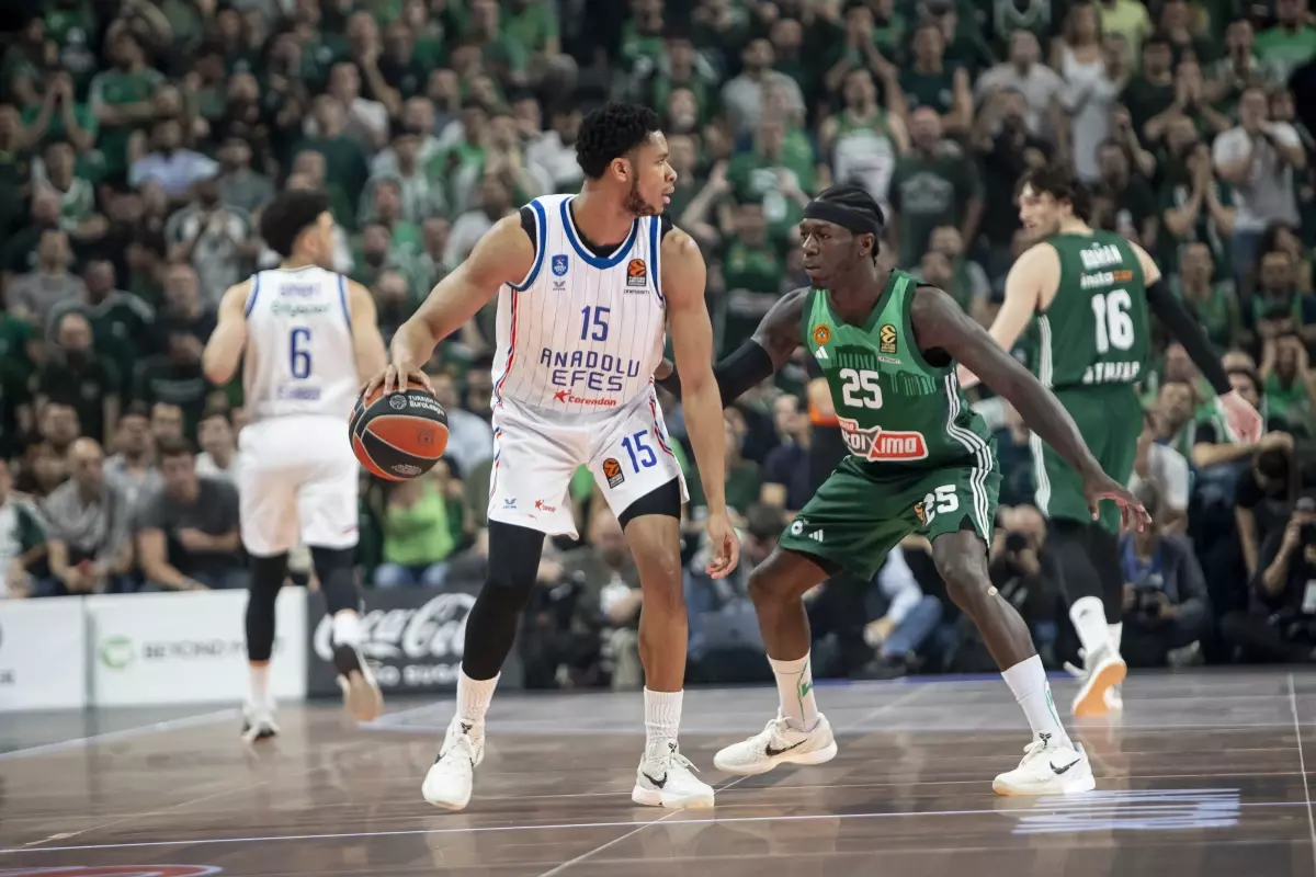 Anadolu Efes, EuroLeague'den Elendi