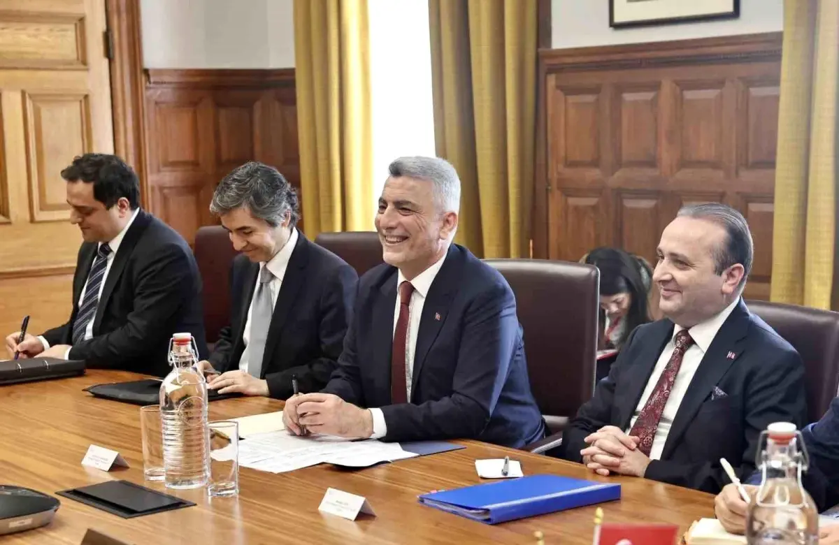 Ticaret Bakanı Bolat, İngiltere ile STA Müzakerelerini Görüştü