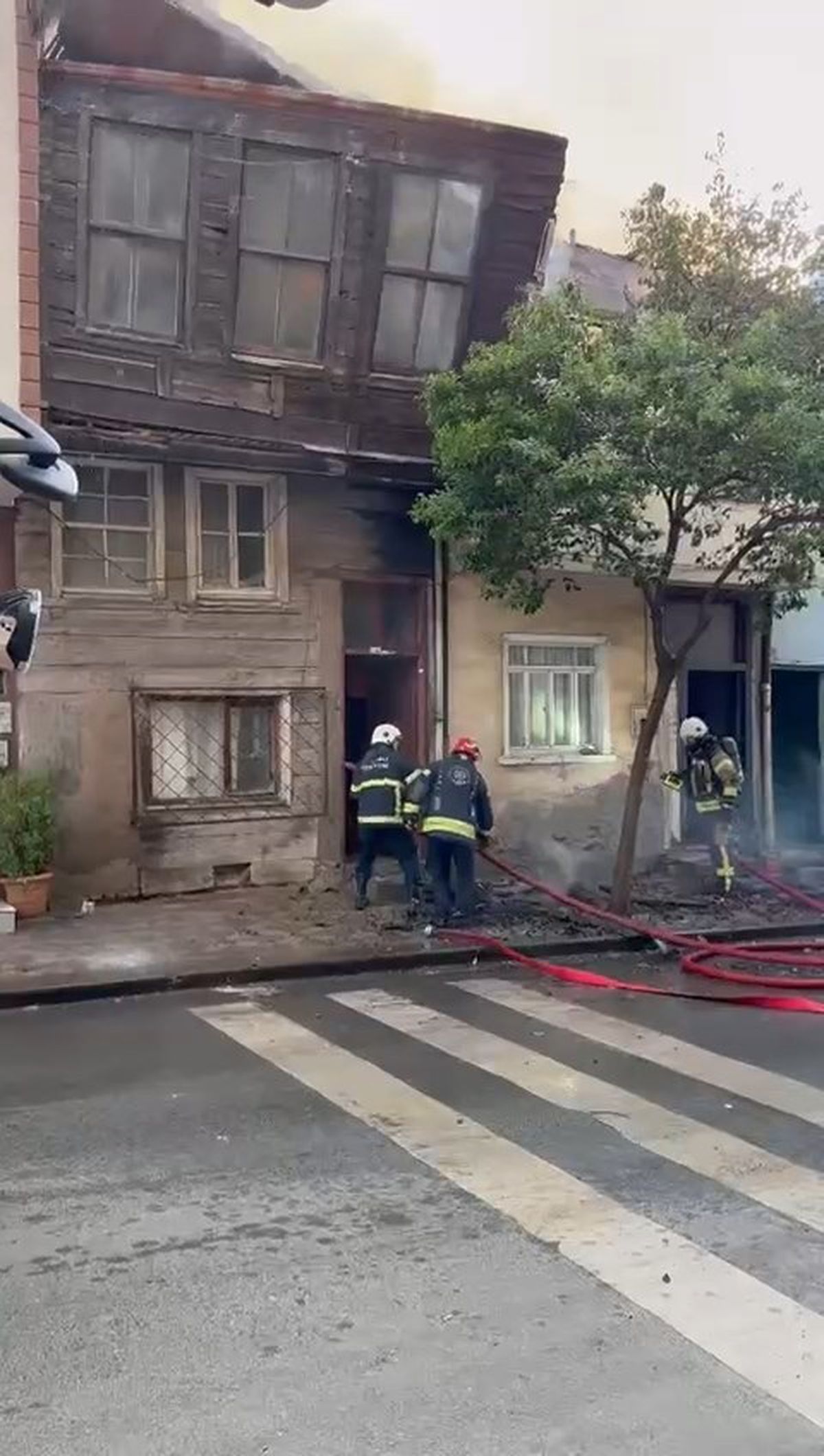 İtfaiye Eri Yaralanma Anları Kamerada